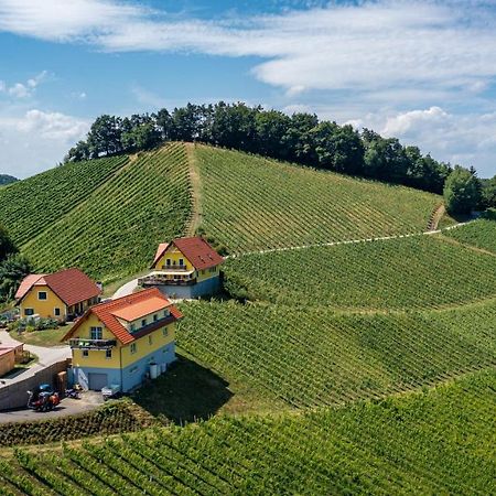 Weingut-Gaestehaus Birnstingl Gamlitz Bagian luar foto