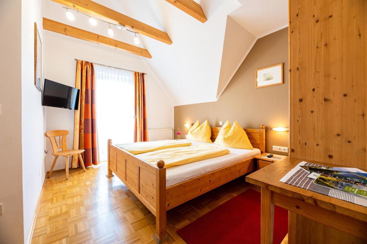Weingut-Gaestehaus Birnstingl Gamlitz Bagian luar foto